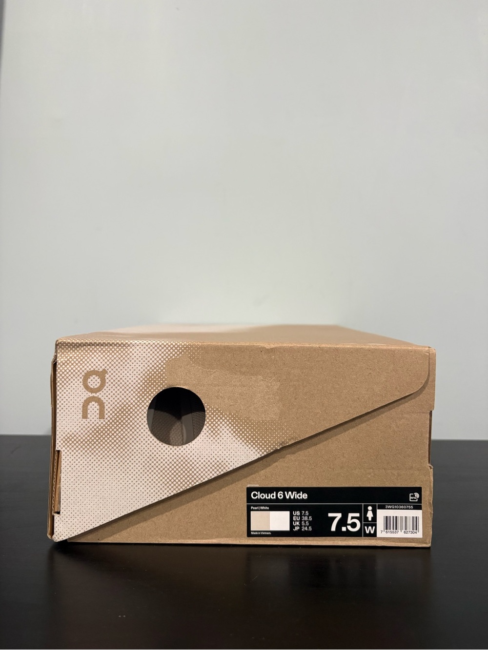 on cloud women’s cloud 6 wide | size 7.5 - Picture 5 of 7